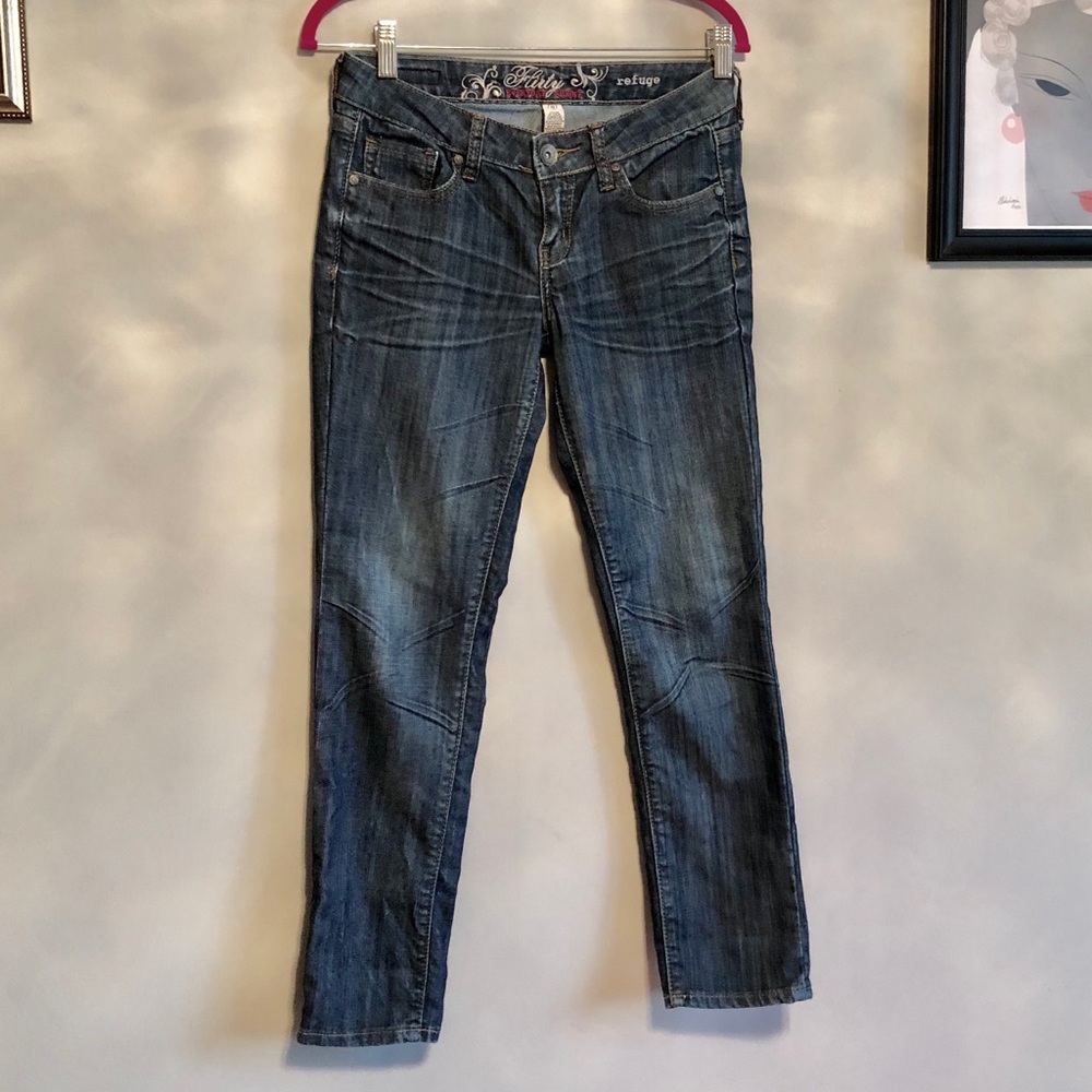 Skinny low-mid Rise Jean